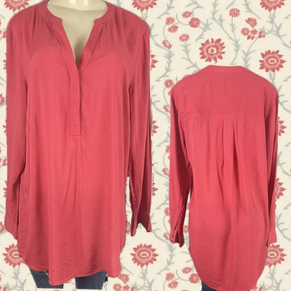 Sandra Ingrish L Cinnabar Red Button Split Neck Rayon Step Hem Long Sleeve Top
